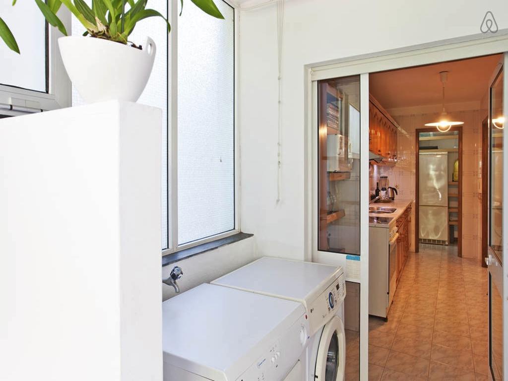 Apartment With Private Garden Porto Exteriér fotografie